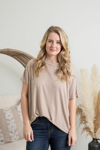 Basic B* Tee - Beige