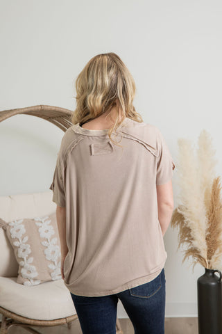 Basic B* Tee - Beige