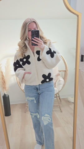 Cozy Blooms Sherpa Jacket - Black