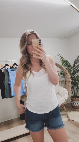 Larissa Tank- Black